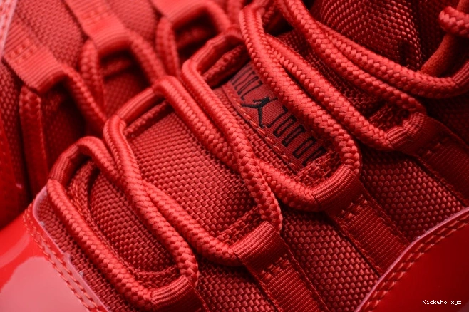 RetroGym Air Red 11 378037-623 Jordan 0719